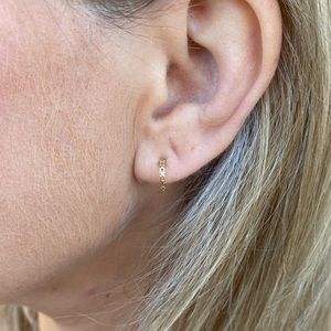 Solid gold 14k chain huggies